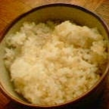 びっくり、本当に発芽するんですね。玄米10割は苦手なので、3割にして炊きました。食べやすかったです。